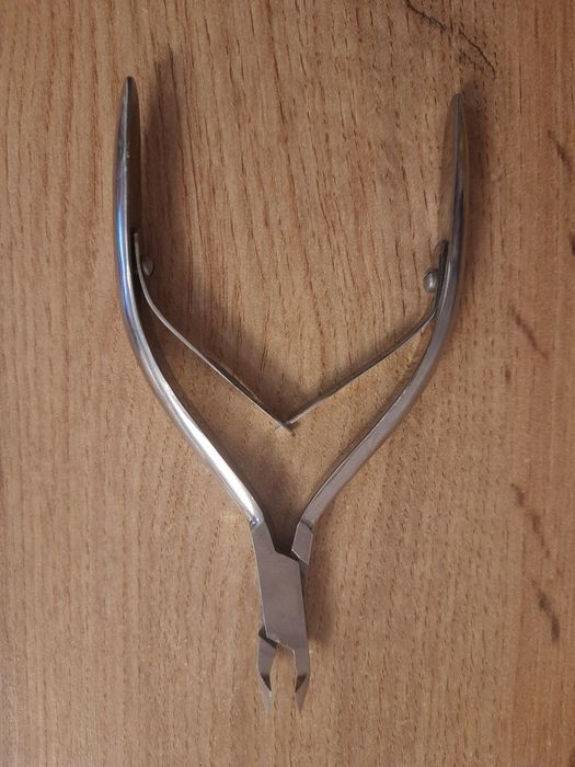 Кусачки маникюрно- педикюрные