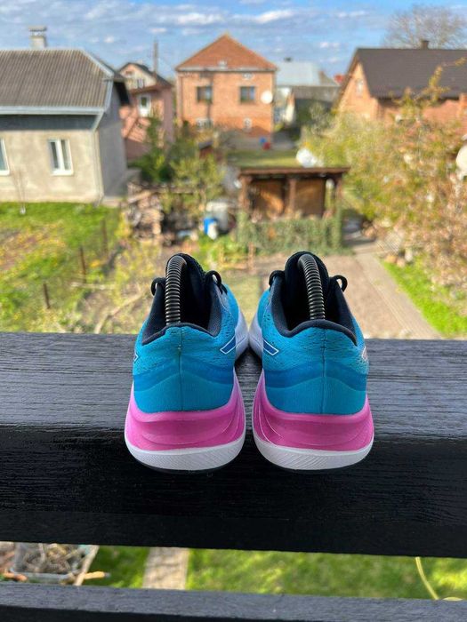Кросівки ASICS Gel-Excite 8