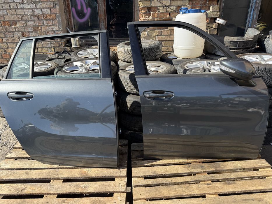 Двері дверь Citroen C4 Grand Picasso 2 2014-2018 код фарби KTPD