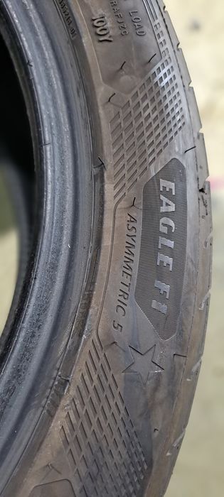 Pneus 245/45/18 goodyear