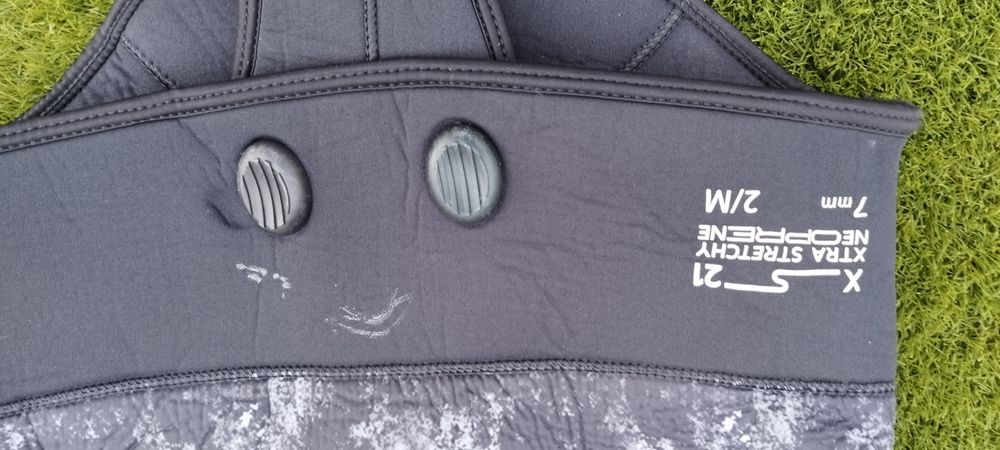 arma, Fato, snork e óculos, boia sinalização de caça submarina