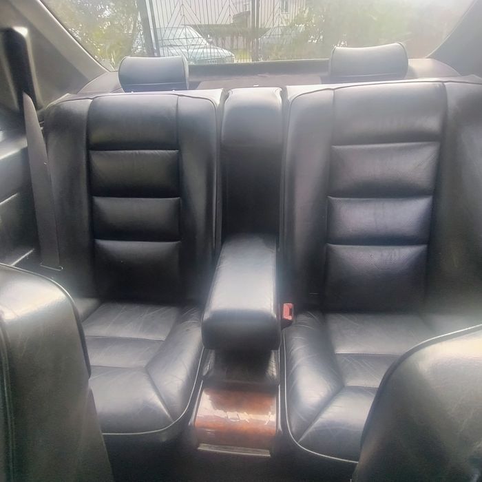 Mercedes Benz C124 Coupe