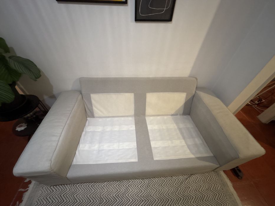 Sofá cinzento  2 lugares Kivik Ikea