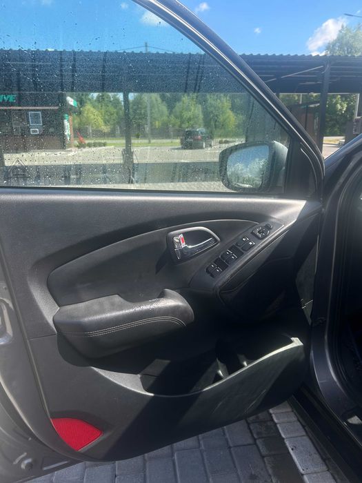 Hyundai ix35 2012 VIN TMAJU81VDCJ215684 фото оголошення 8 з 24