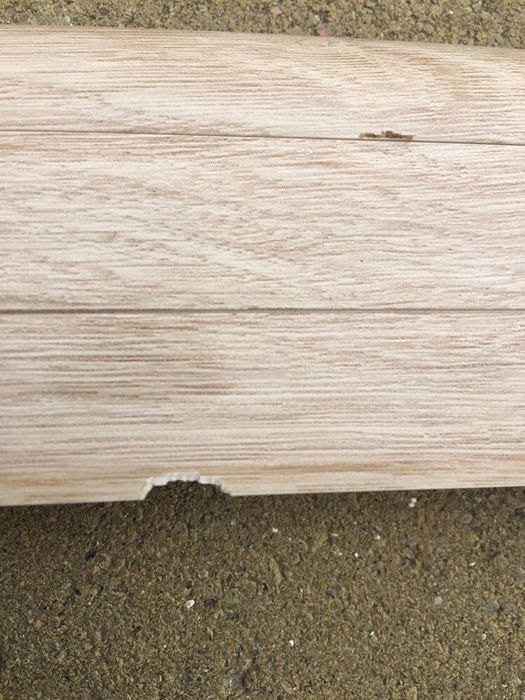 Плінтус європейський дуб 2,5 м новий