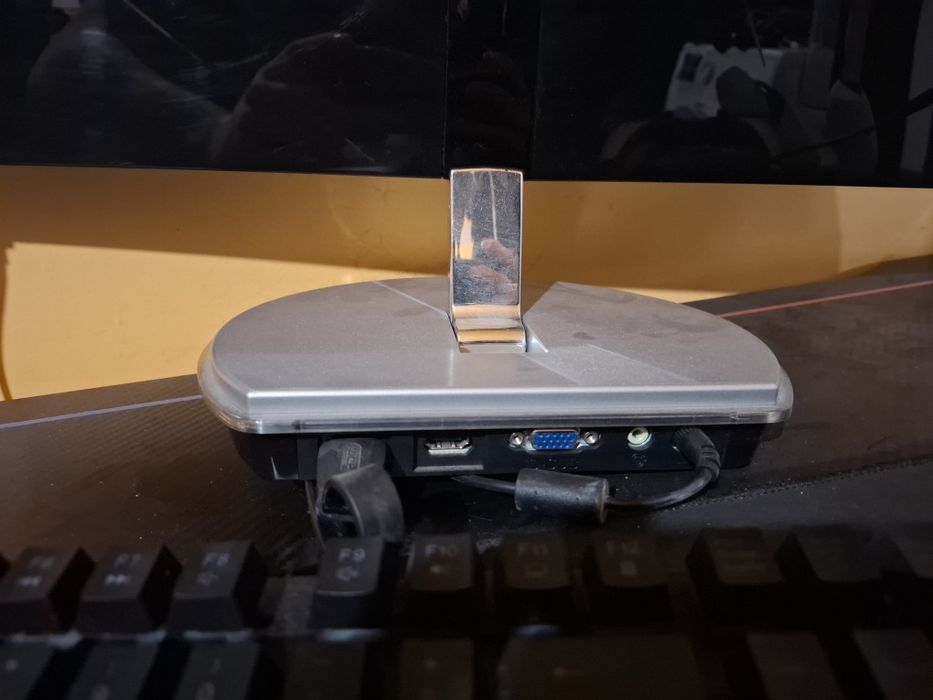 Monitor AOC wraz z zasilaczem