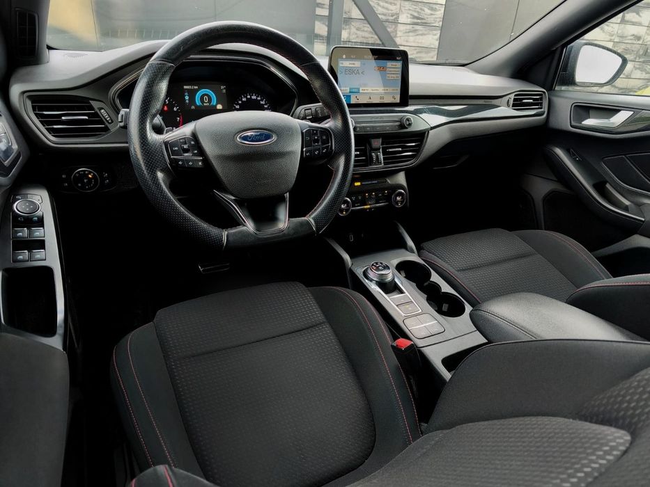 Ford Focus ST Line 1.5 benzyna 150KM*Nawigacja*Radary*Klimatronic*Automat