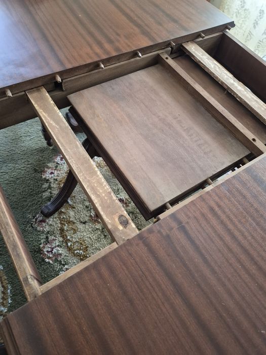 Conjunto de casa de jantar móveis