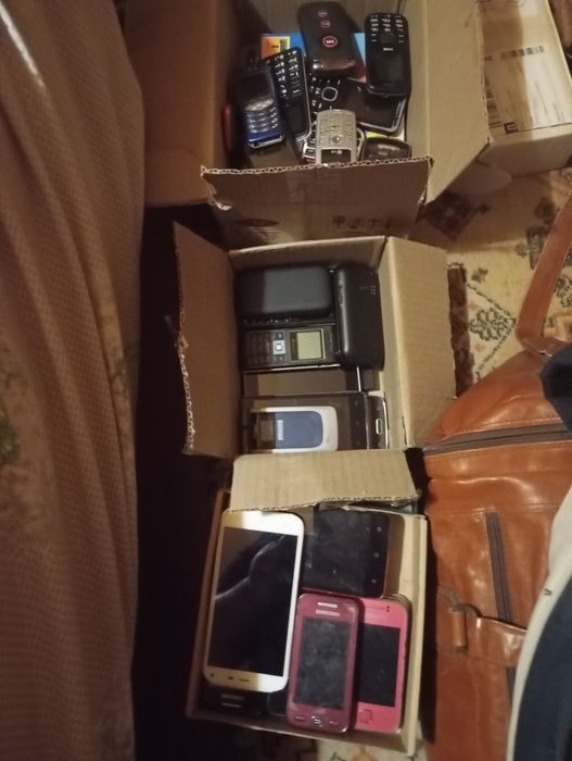 Телефони кнопочние бу