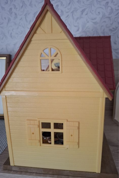 Продам Sylvanian familias будинок