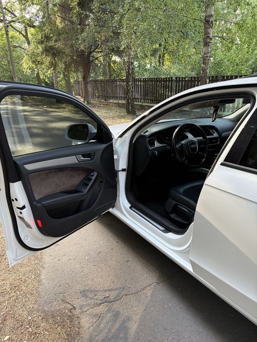 AUDI A4 B8 2011 2.0TDI