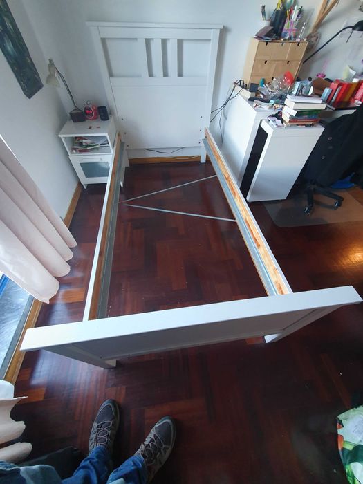 Cama individual com colchão  IKEA