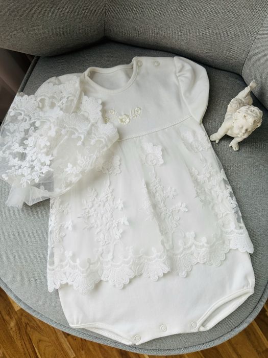 Набір для хрестин дівчинки новий плаття боді і шапочка