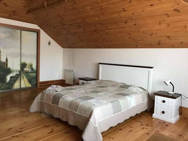 62 Будинок з великий теплим басейном