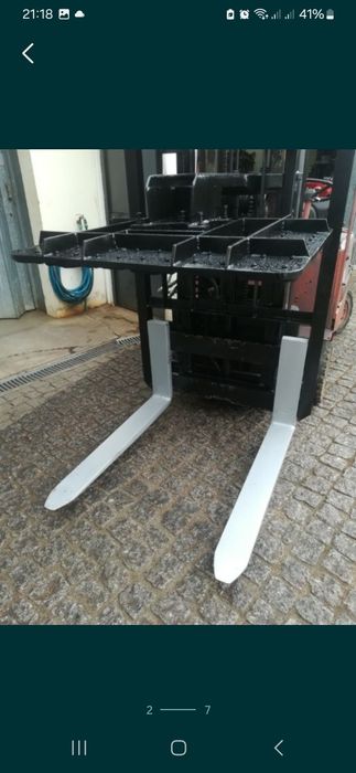 Prensa para hortícolas para empilhador