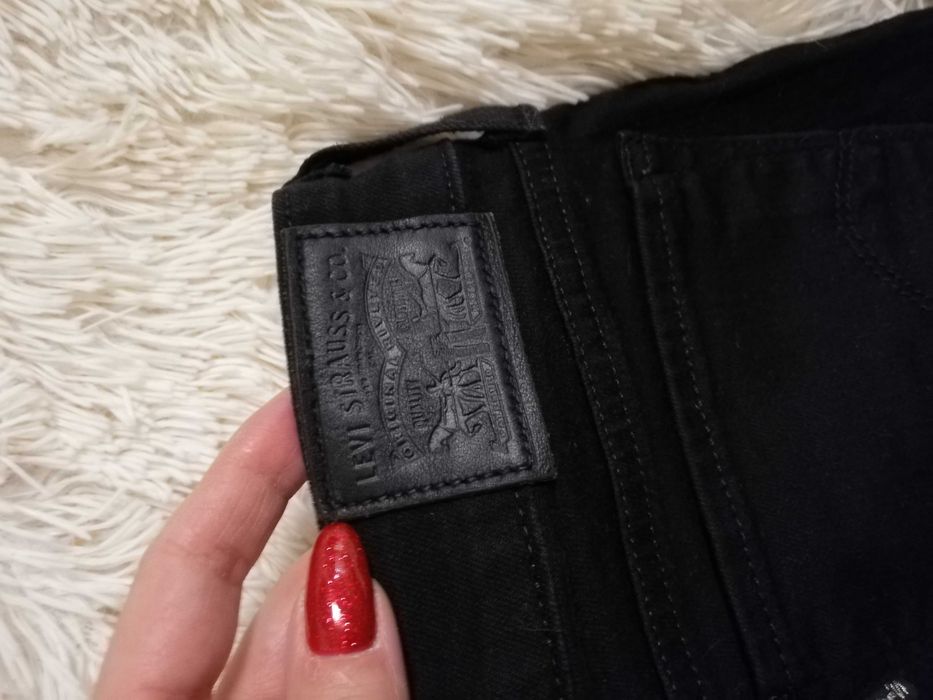 spodnie jeansy czarne Levis S 36 spodnie Levis W29 L34 czarne