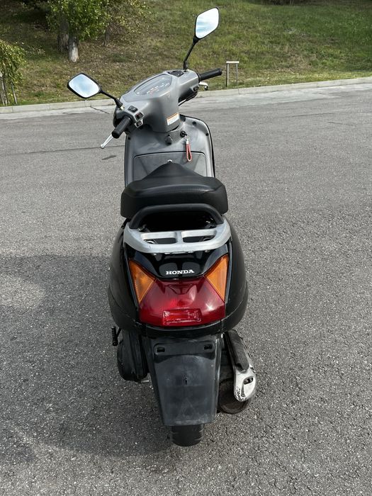 Продам Хонда LEAD100