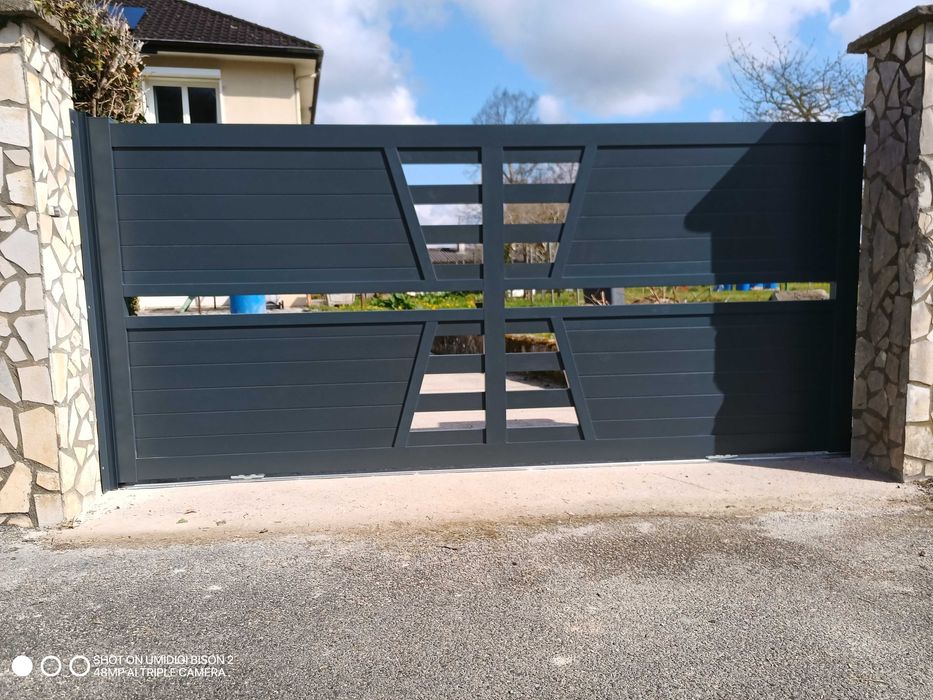 Portões em Aluminio e Ferro