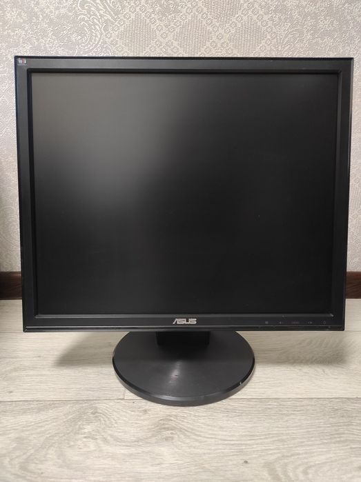 Монітор ASUS 19" VB191T монитор