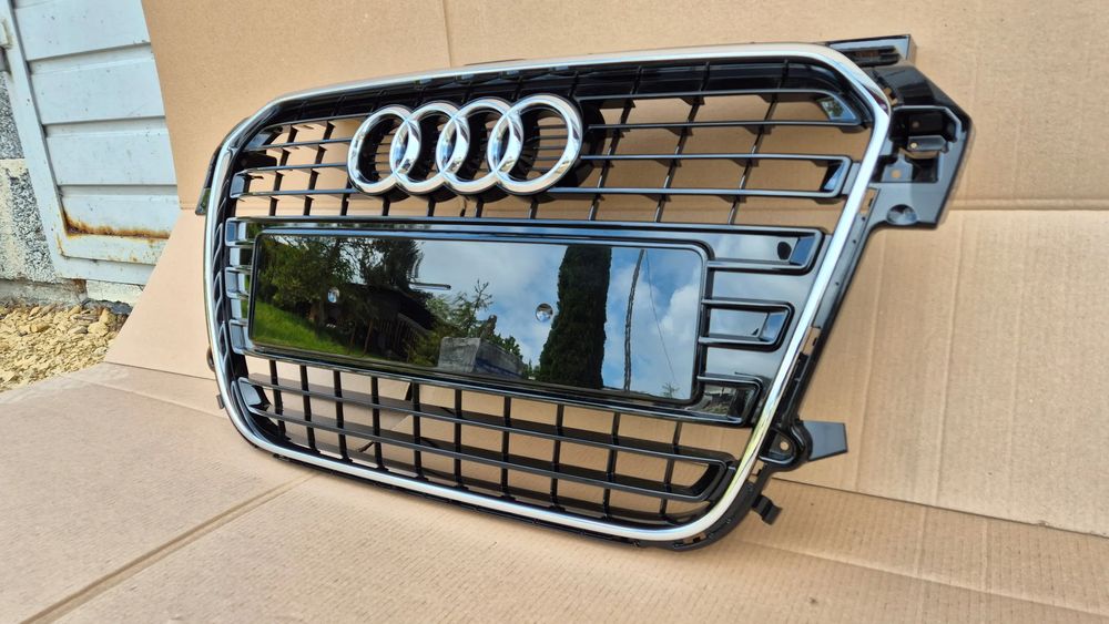 Atrapa Chłodnicy Grill Audi A1 8X0 10-14 OE 8X0853651 Black Połysk Oryg NEW
