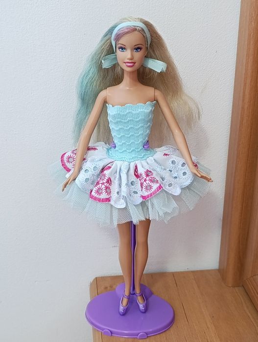 Ubranka dla Barbie - sukienka baletnicy