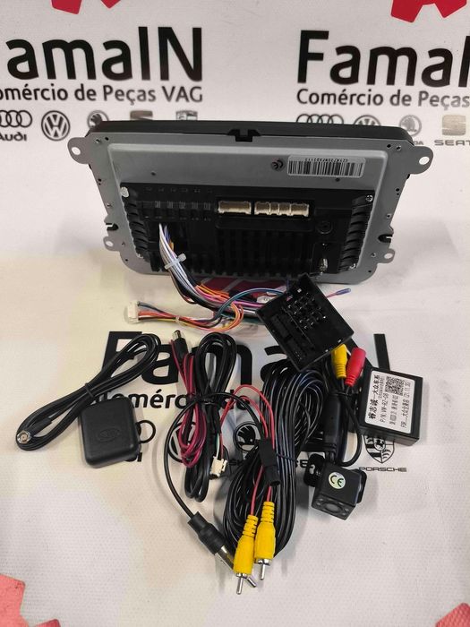 Display / Ecrã de Informações VW PASSAT B7
