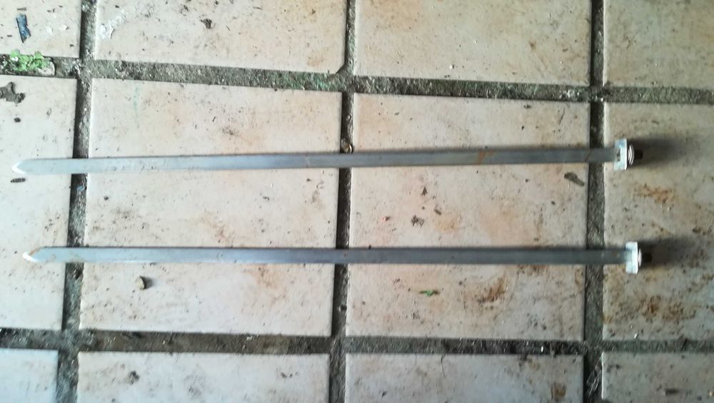 Vende-se acessórios para matança de animal