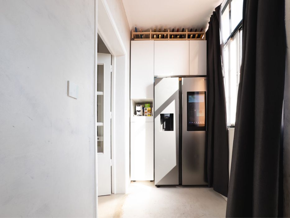 Alugo T1 com terraço em Campolide