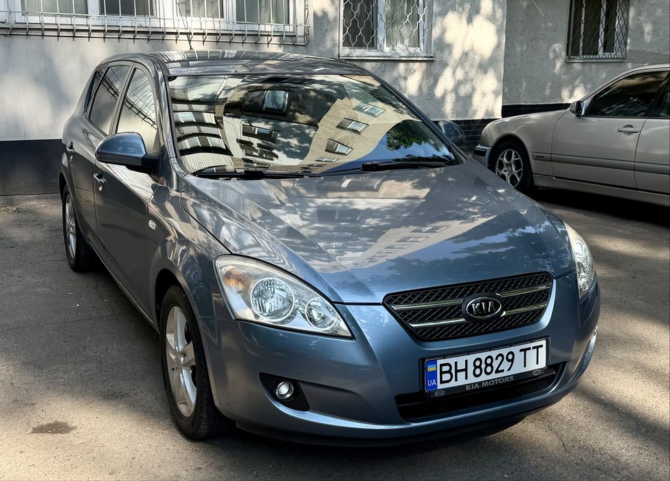 Kia ceed 1.6 ГАЗ-БЕНЗИН