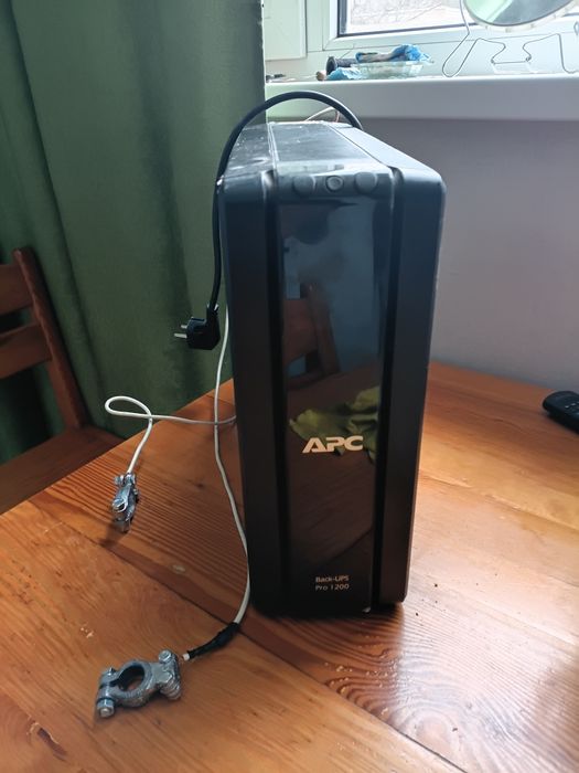 Продам безперебійник в гарному стані APC  Beck-ups Pro-1200