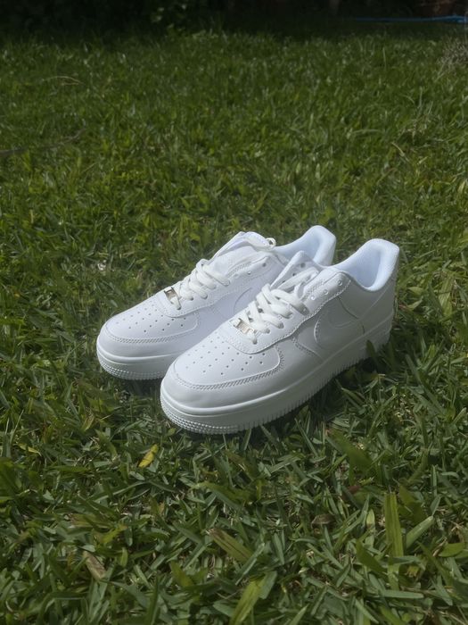 sapatilhas brancas da nike
