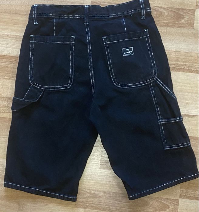 Чорні шорти Cropp