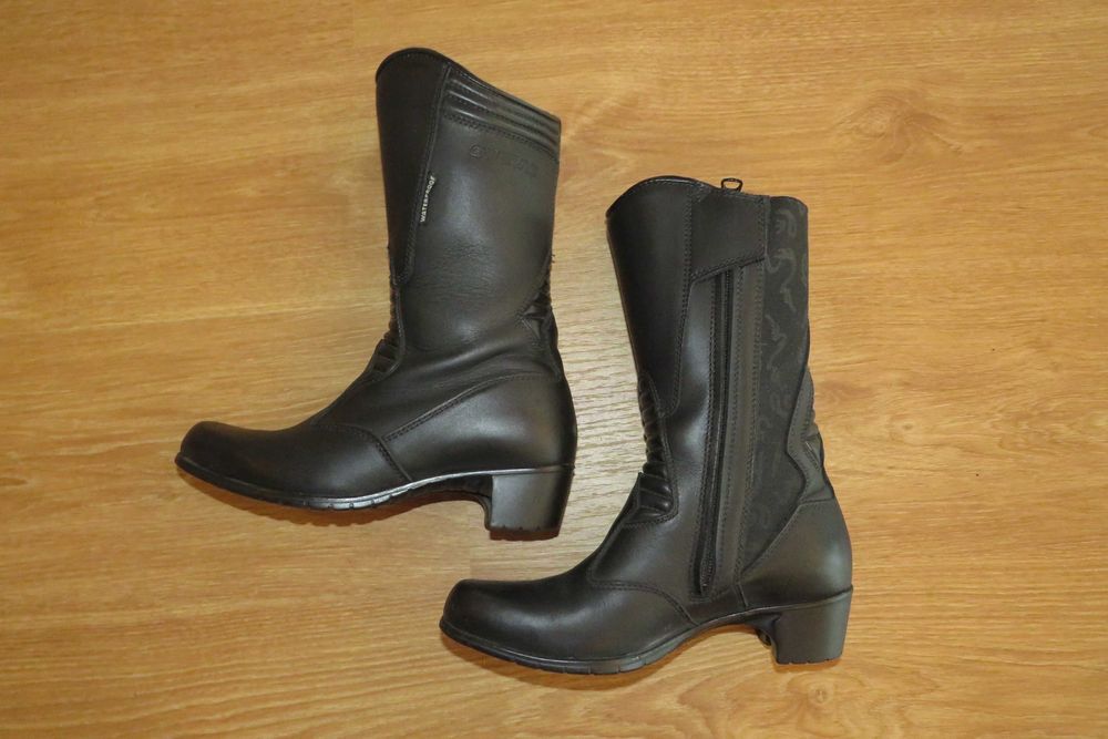 Botas Gaerne® para senhora waterproof com salto, como novas, para mota