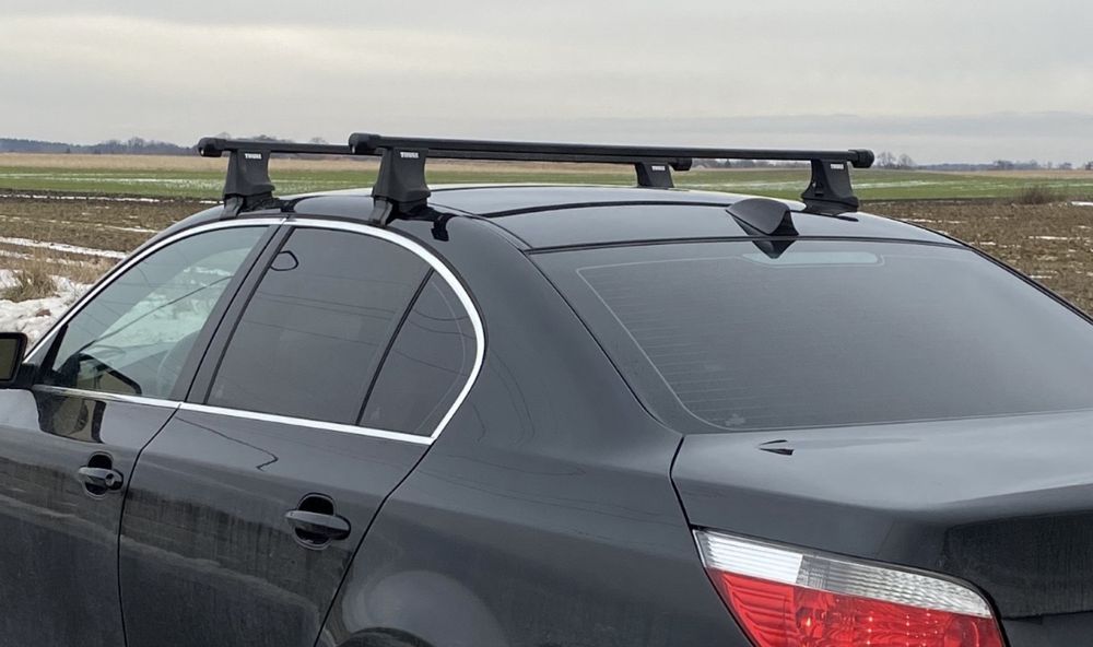 THULE BMW Seria 5 E60 Belki dachowe poprzeczki BMW E60 sedan bez relingów