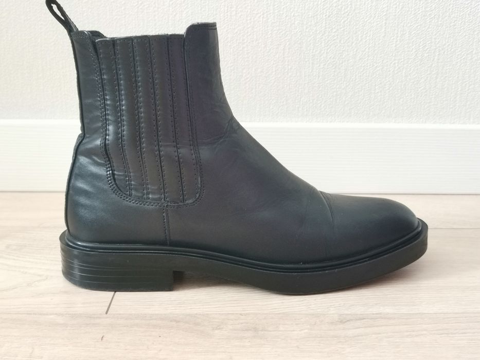 Осінні жіночі челсі Zara натуральна шкіра 38 розмір