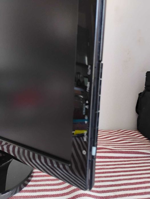 monitor BenQ GL2250, em bom estado de conservação e funcionamento.