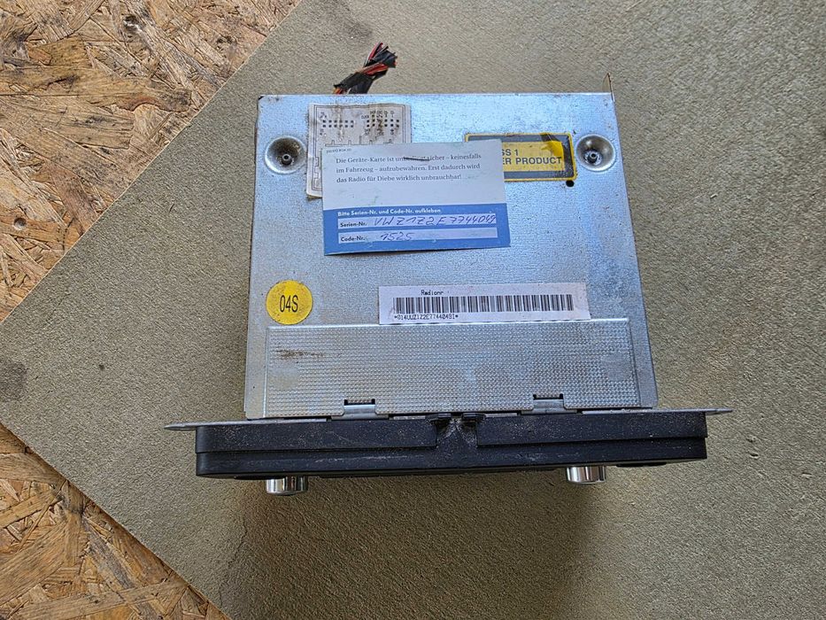 radio cd samochodowe oryginalne Vw Touran 05 rok