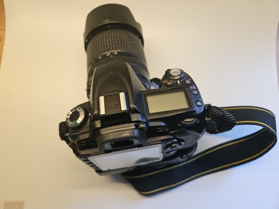 Nikon D90, obiektyw, grip