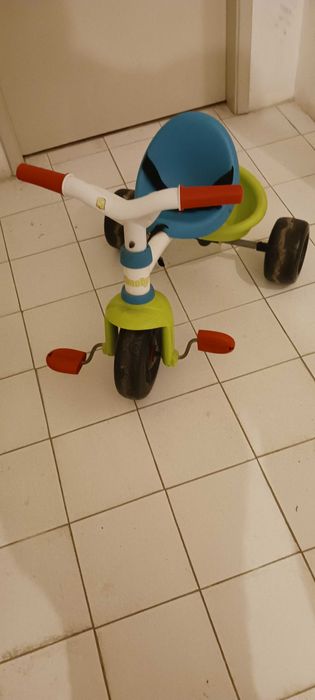 Triciclo de criança da Smoby com Pega Ajustável!!!429484799994122241