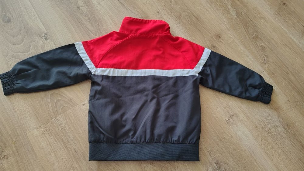 Kurtka Nike r. 104-110