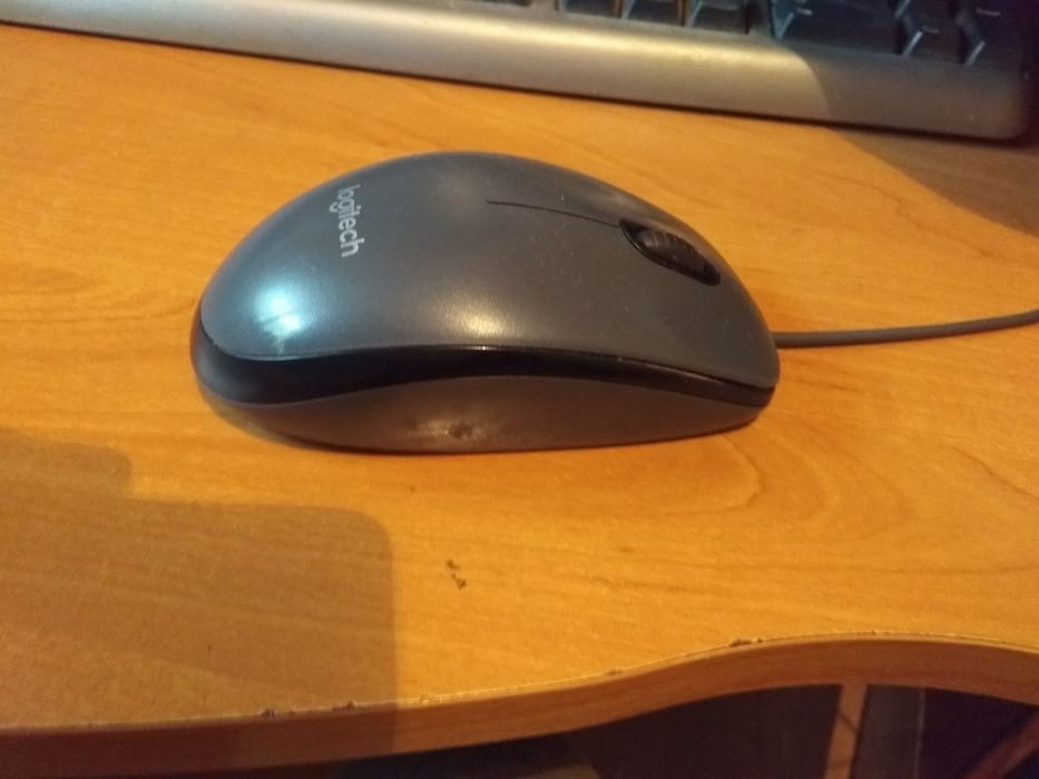 Мышь оптическая проводная Logitech