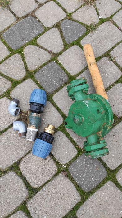 Pompa ręczna skrzydełkowa abisynka