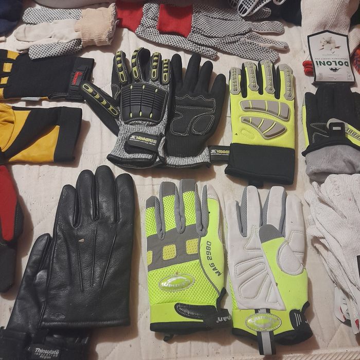 Продам рабочие перчатки.