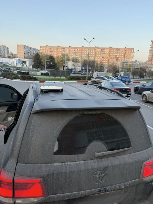 Захисиний корпус Starlink Mini кріплення для авто. Автоверсія старлінк