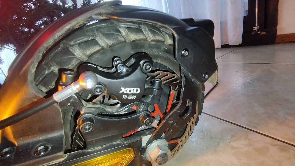 Trotinete G2 master modificada