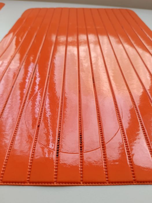 Orange Plastic Ribbed Placemats Set of 3 / Individuais de Mesa Laranja