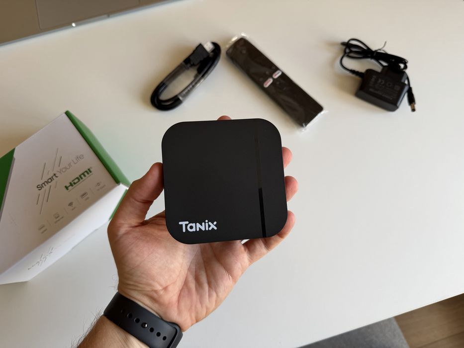 Tanix TX3 Android TV Box