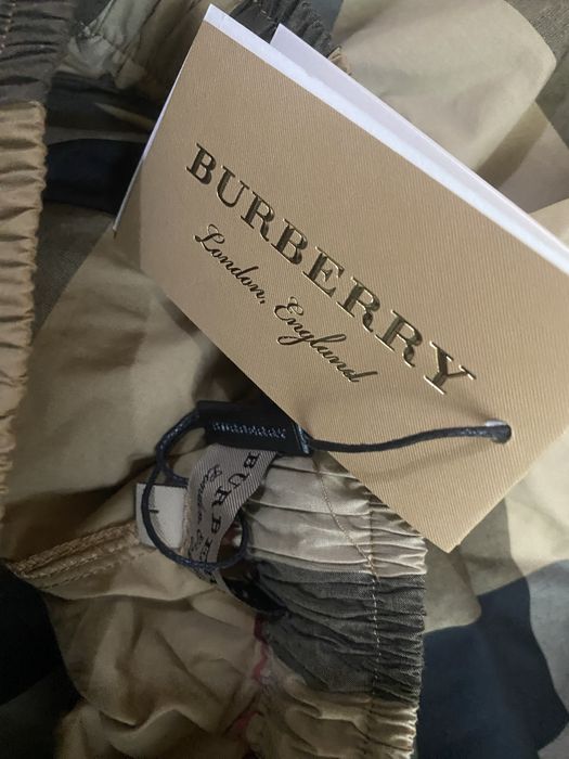 Шорти Burberry OLX доставка
