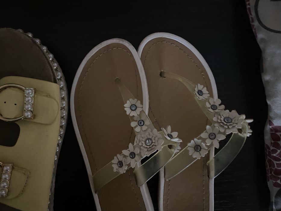 Отдам обувь 38-й размер. В нормальном состоянии.