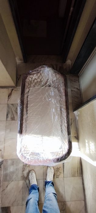 Berço de bebé como novo